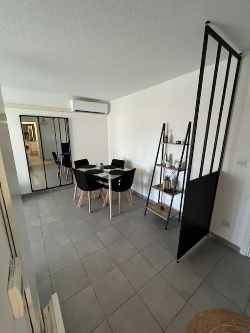 Joli appt 45 m2 avec terrasse Appartamento Lunel  Esterno foto
